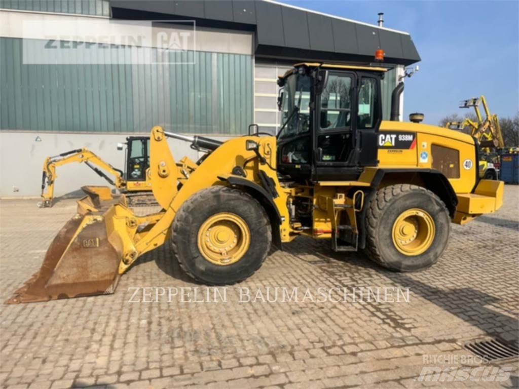 CAT 938M 輪胎式裝載機