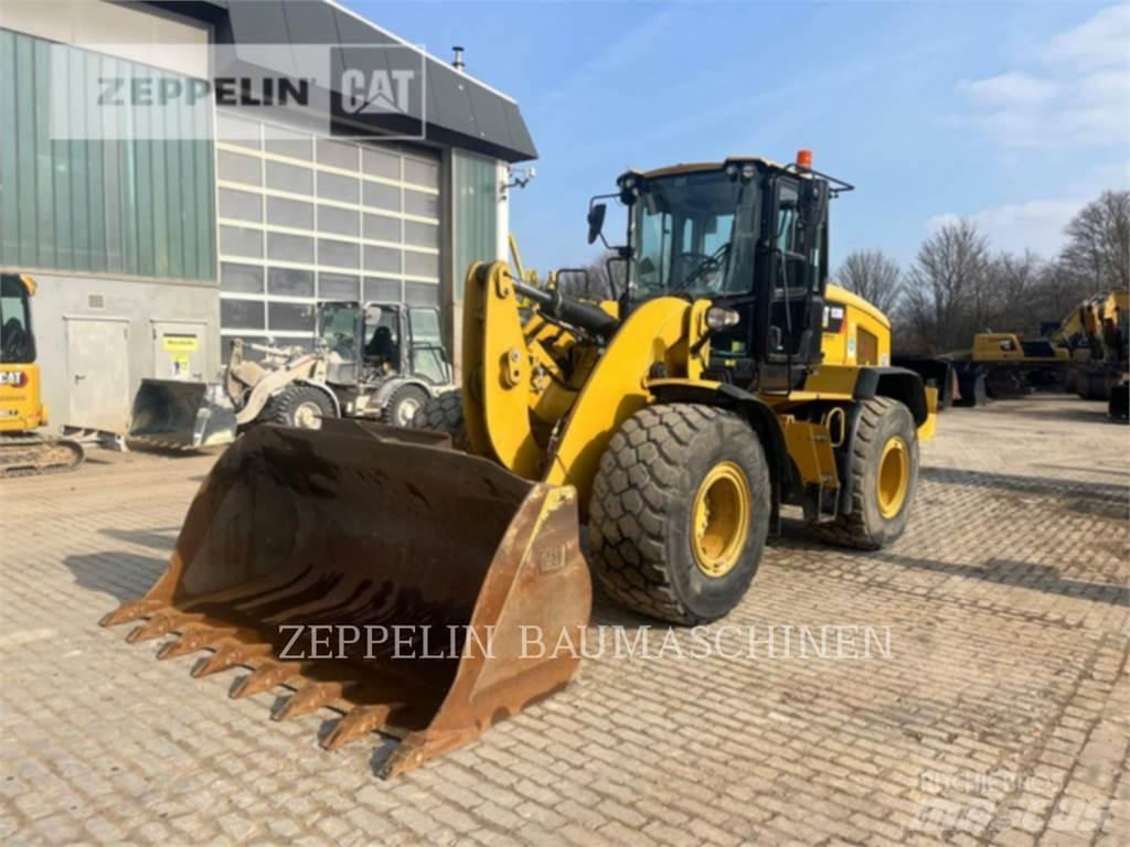 CAT 938M 輪胎式裝載機