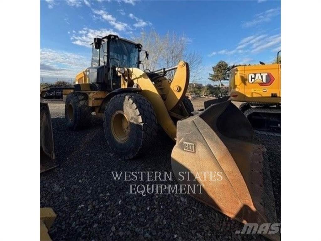 CAT 938M 輪胎式裝載機