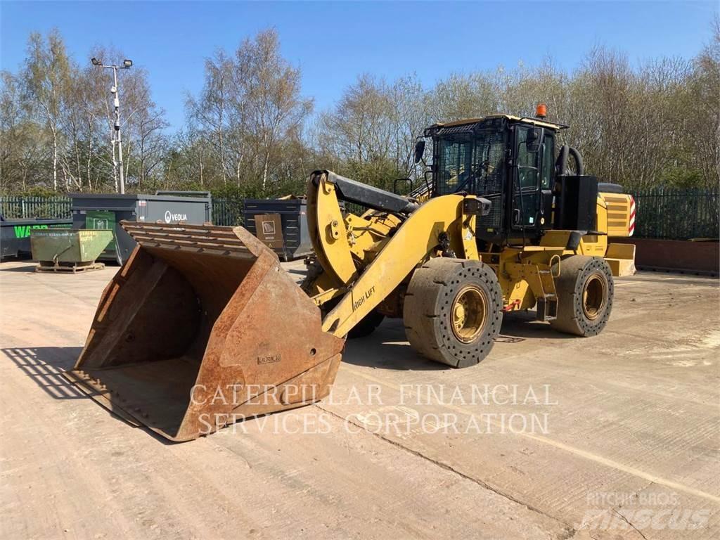 CAT 938M 輪胎式裝載機
