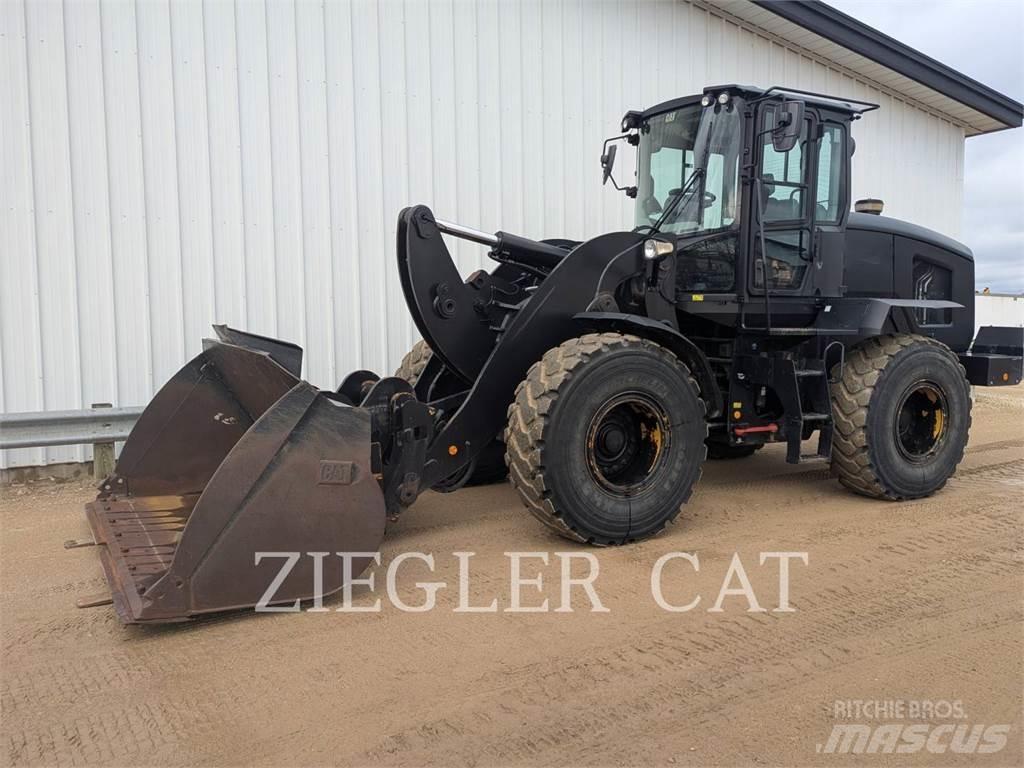 CAT 938M 輪胎式裝載機