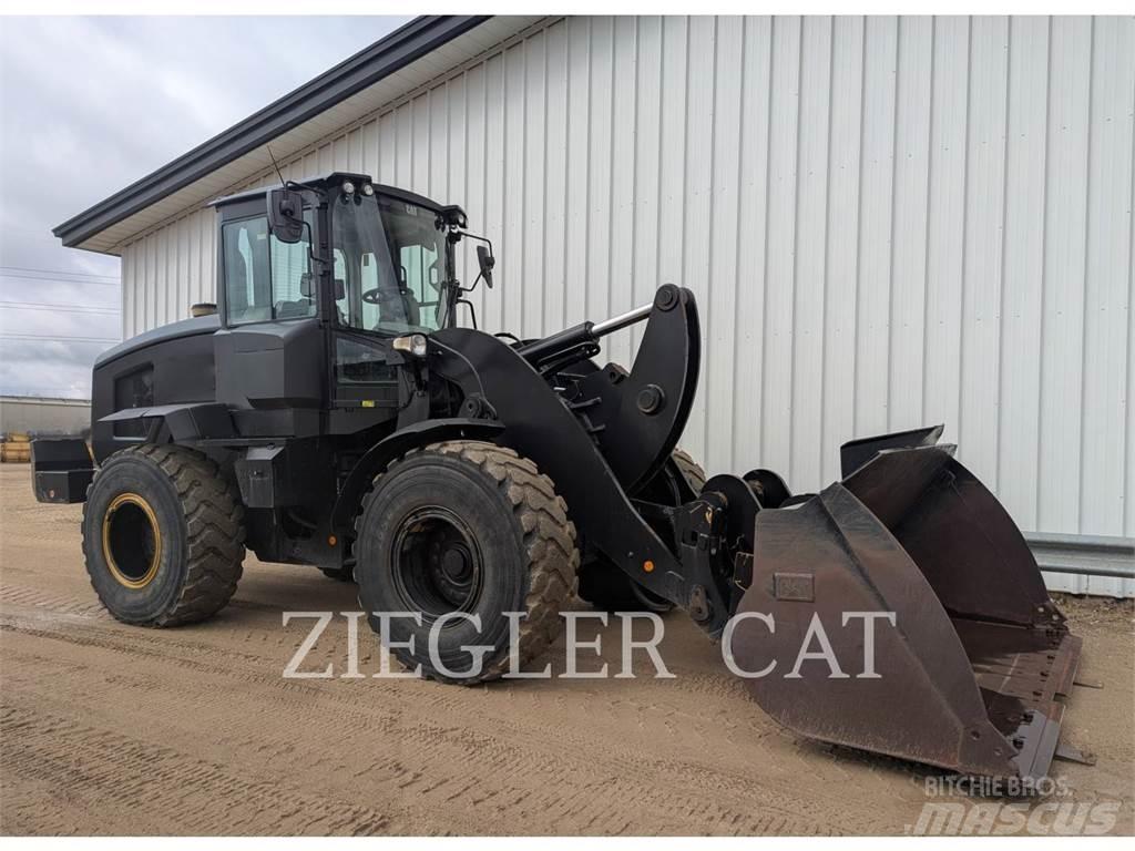 CAT 938M 輪胎式裝載機