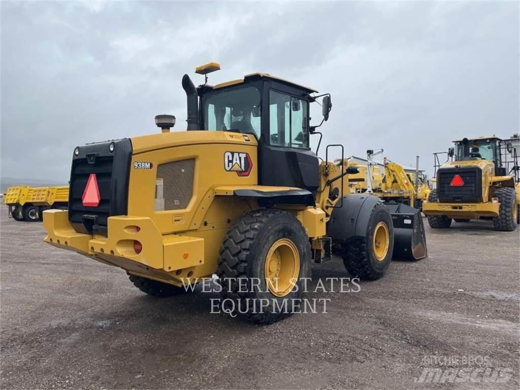 CAT 938M 輪胎式裝載機
