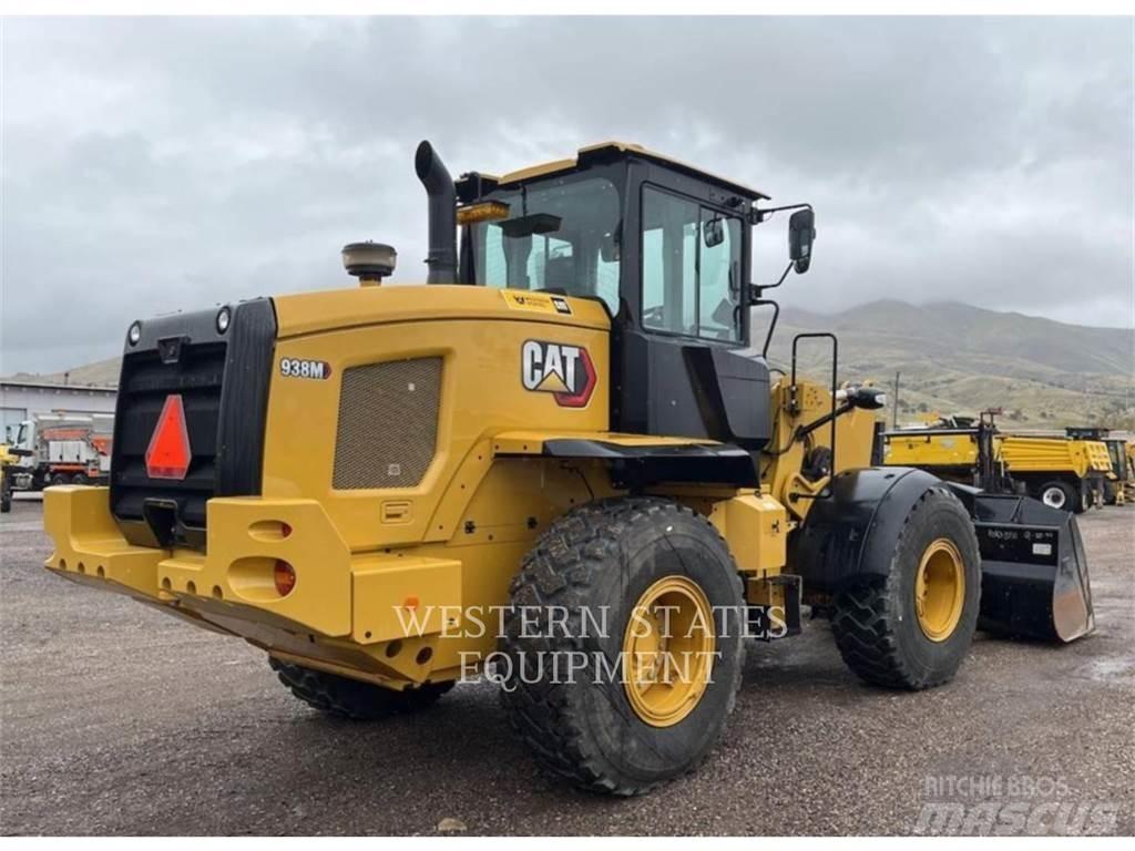 CAT 938M 輪胎式裝載機