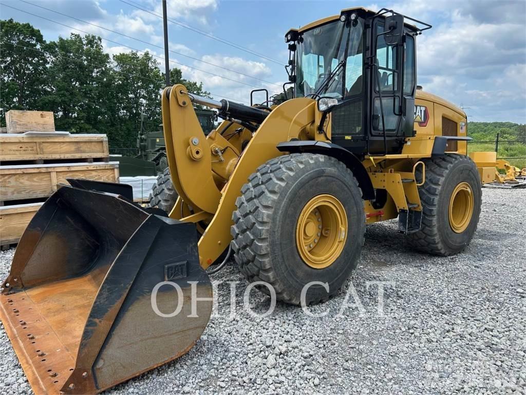 CAT 938M 輪胎式裝載機
