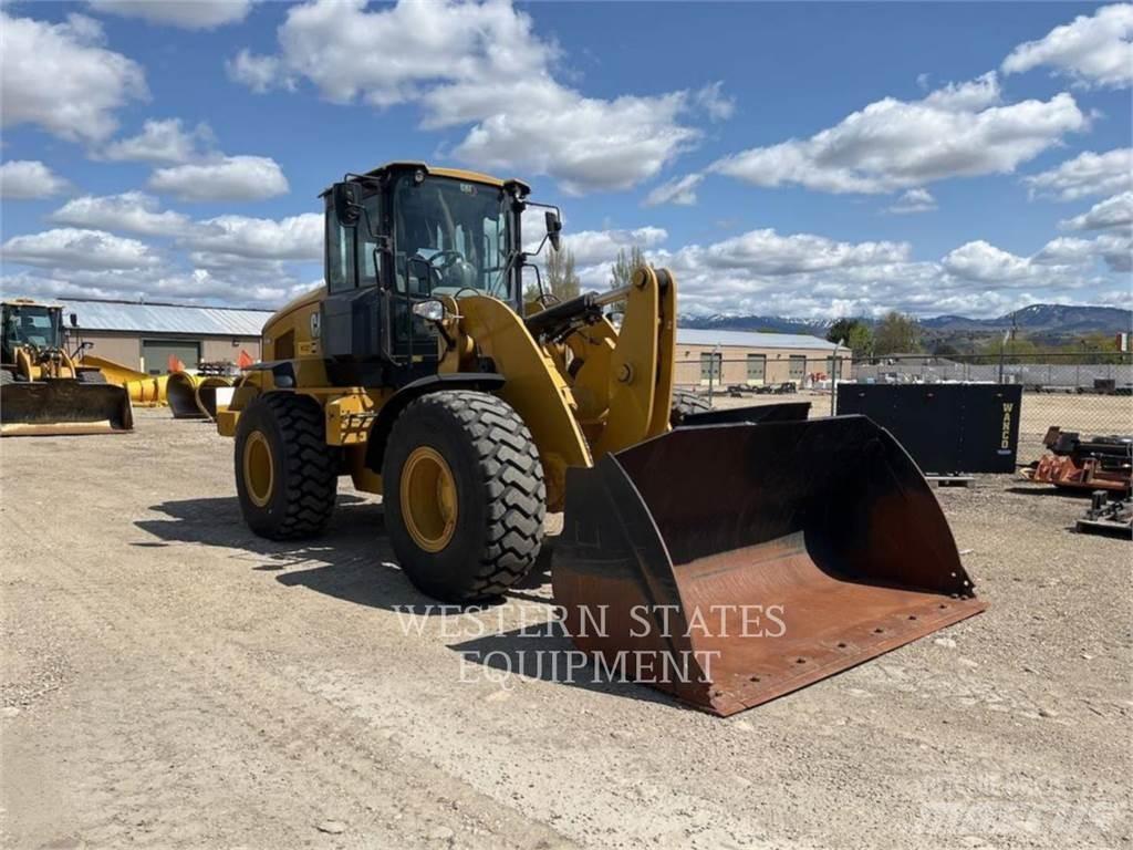 CAT 938M 輪胎式裝載機