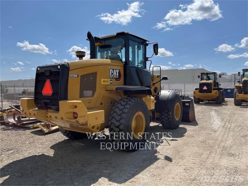 CAT 938M 輪胎式裝載機