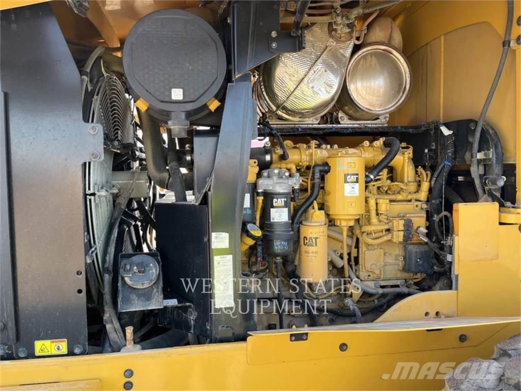 CAT 938M 輪胎式裝載機