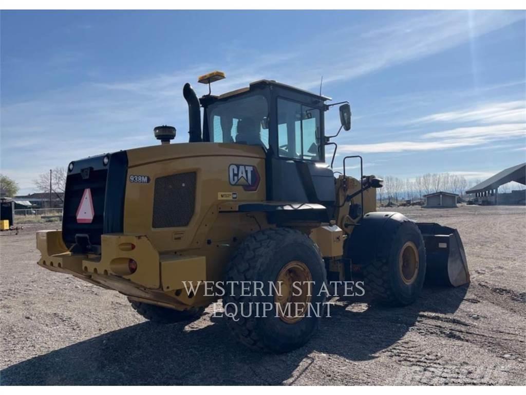 CAT 938M 輪胎式裝載機