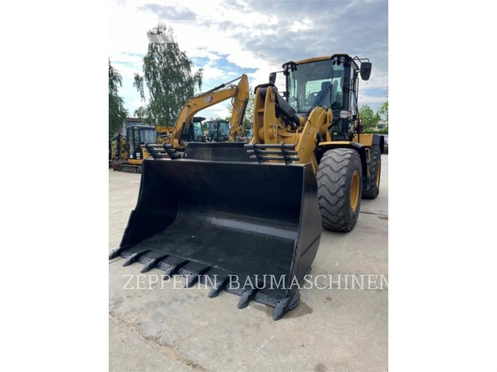 CAT 938M 輪胎式裝載機
