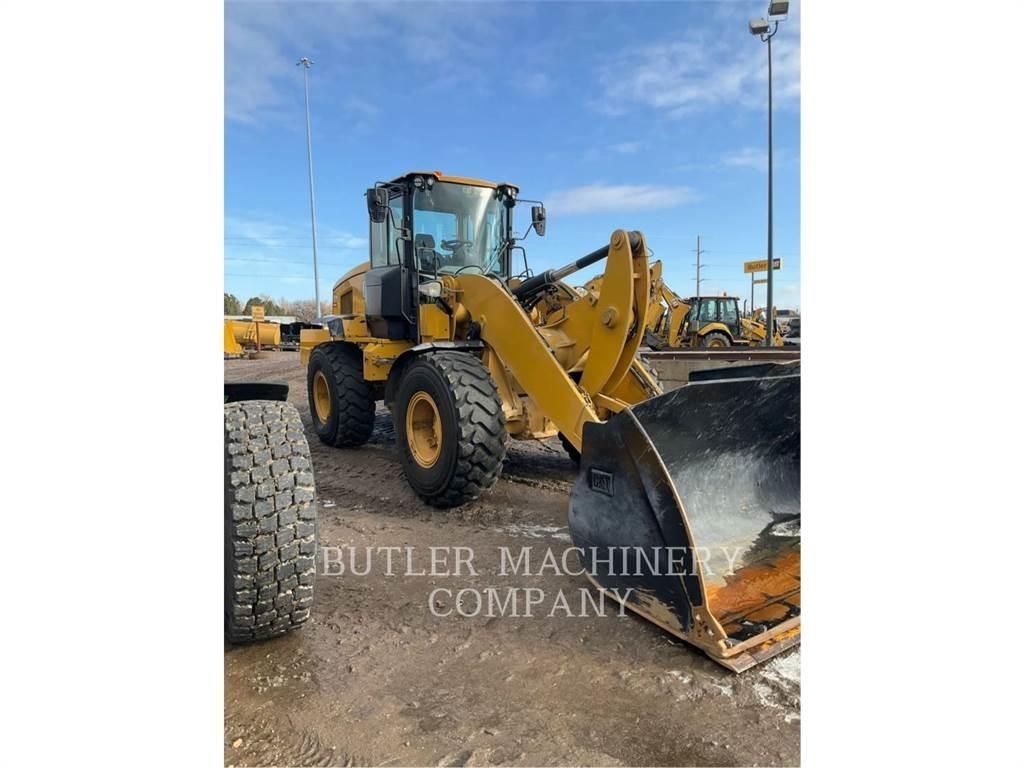 CAT 938M 輪胎式裝載機