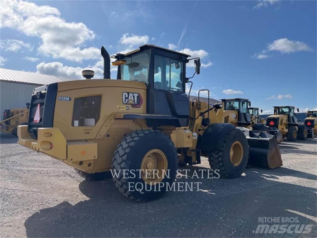 CAT 938M 輪胎式裝載機