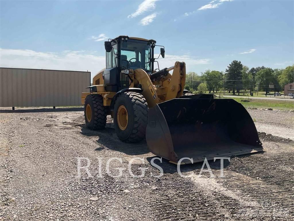CAT 938M 輪胎式裝載機