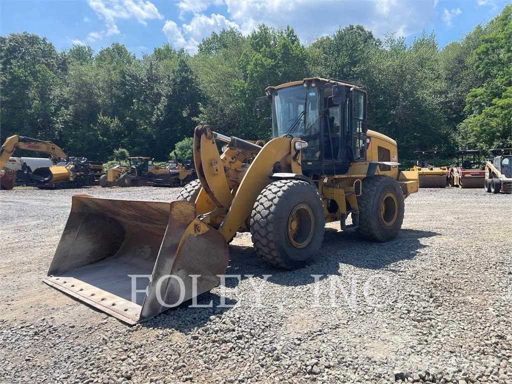 CAT 938M 輪胎式裝載機