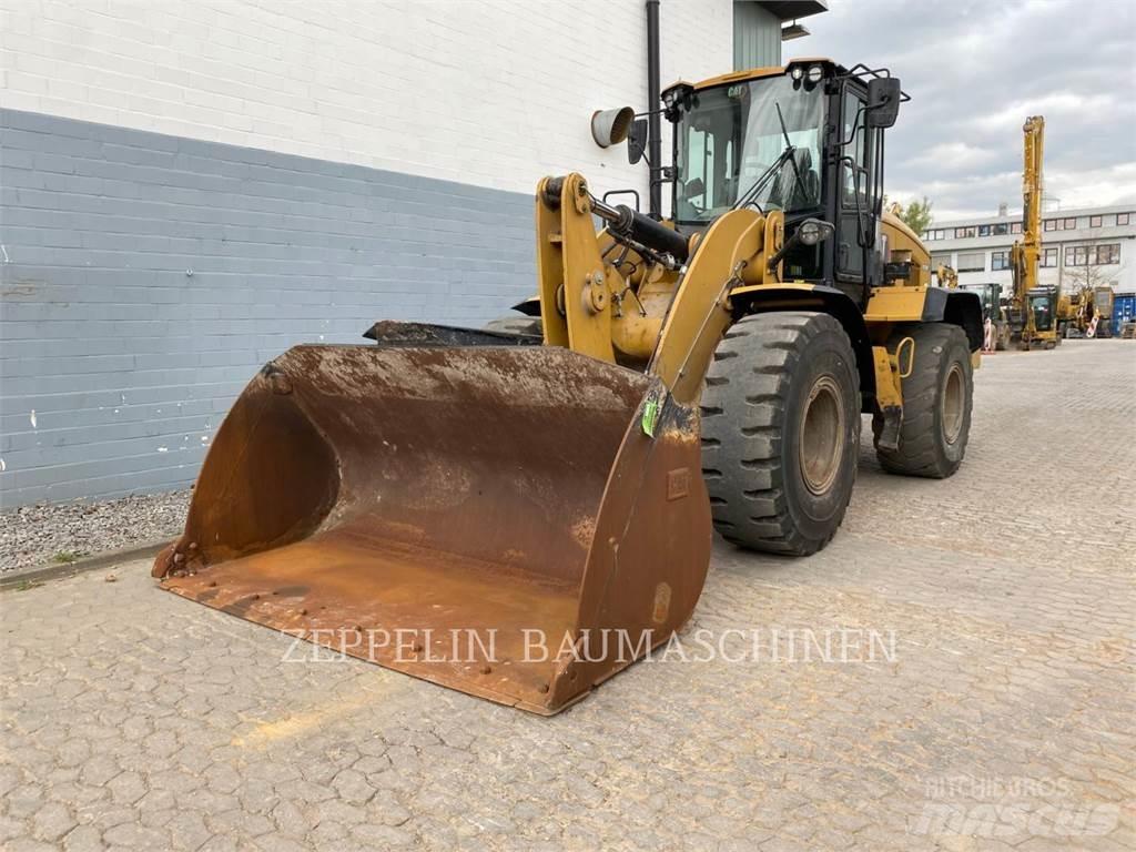 CAT 938M 輪胎式裝載機