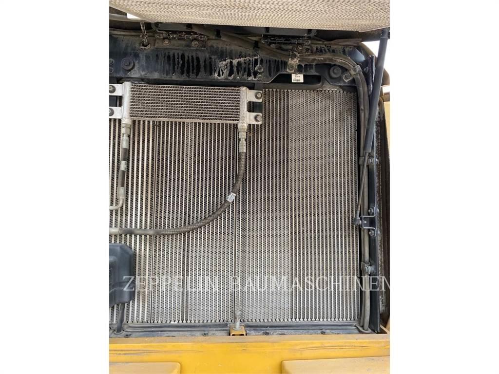 CAT 938M 輪胎式裝載機