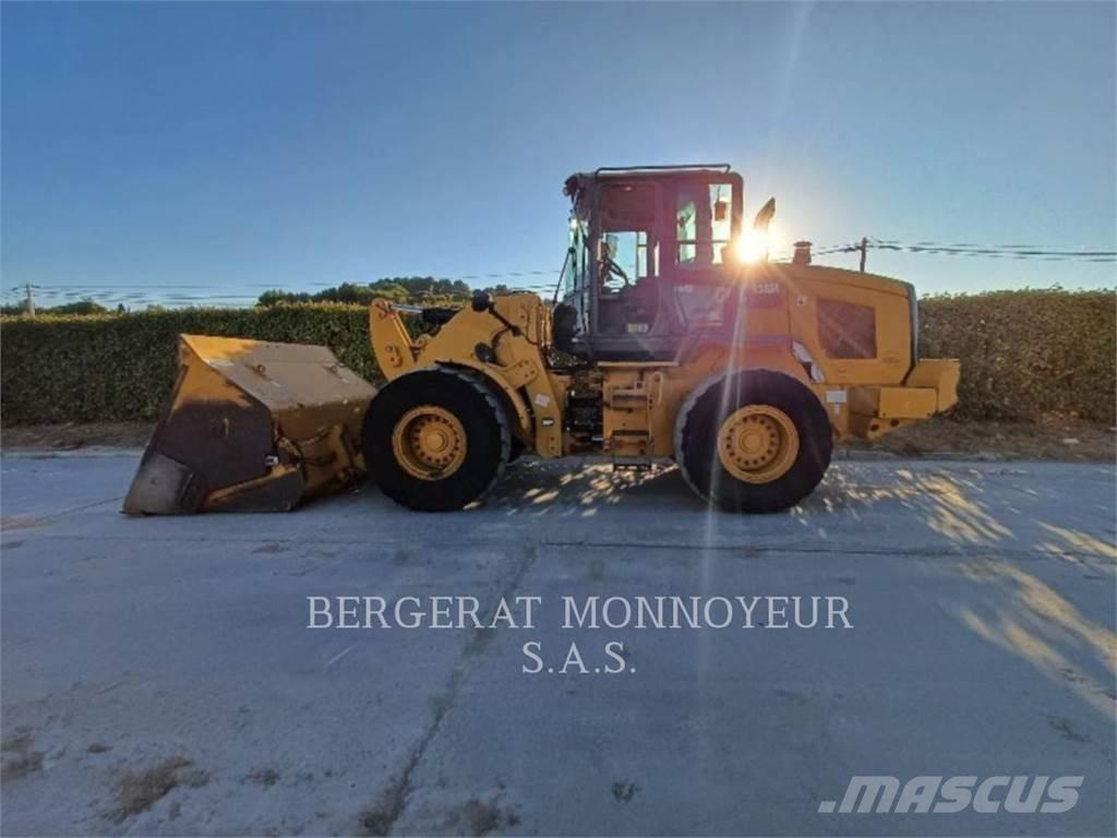 CAT 938M 輪胎式裝載機