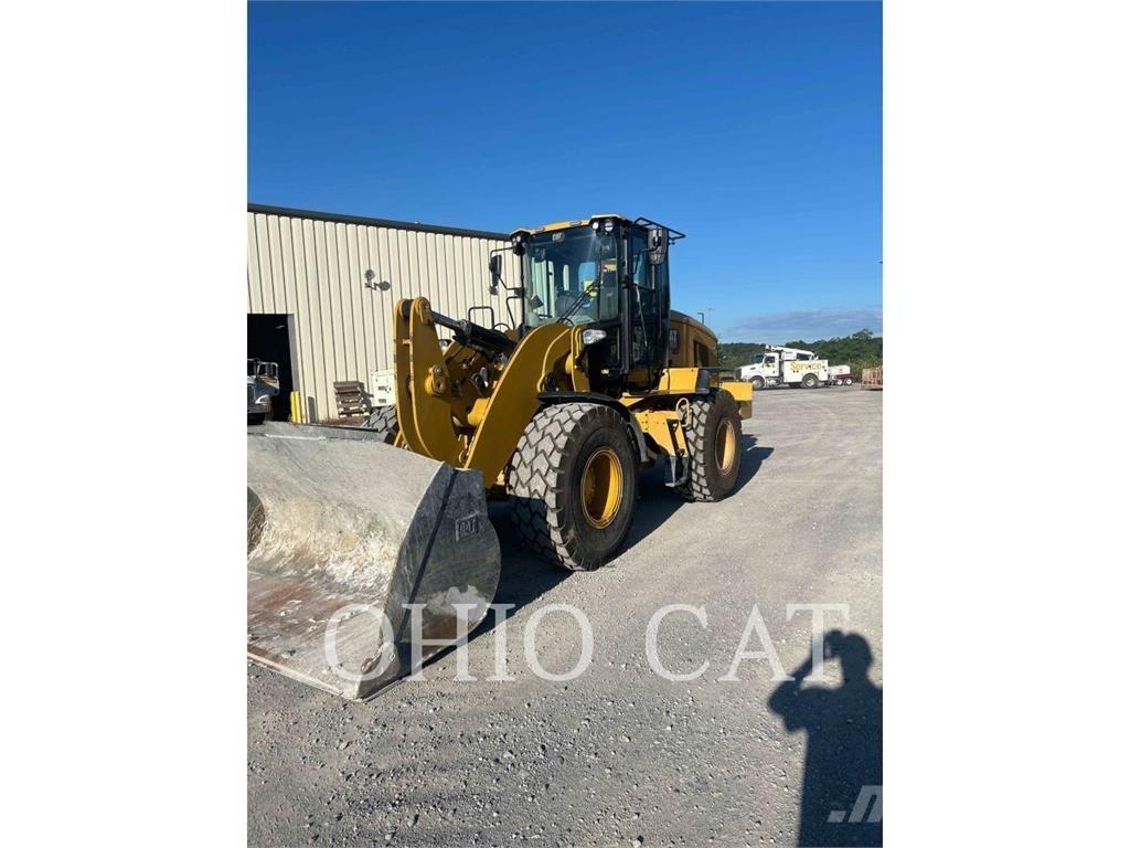 CAT 938M 輪胎式裝載機