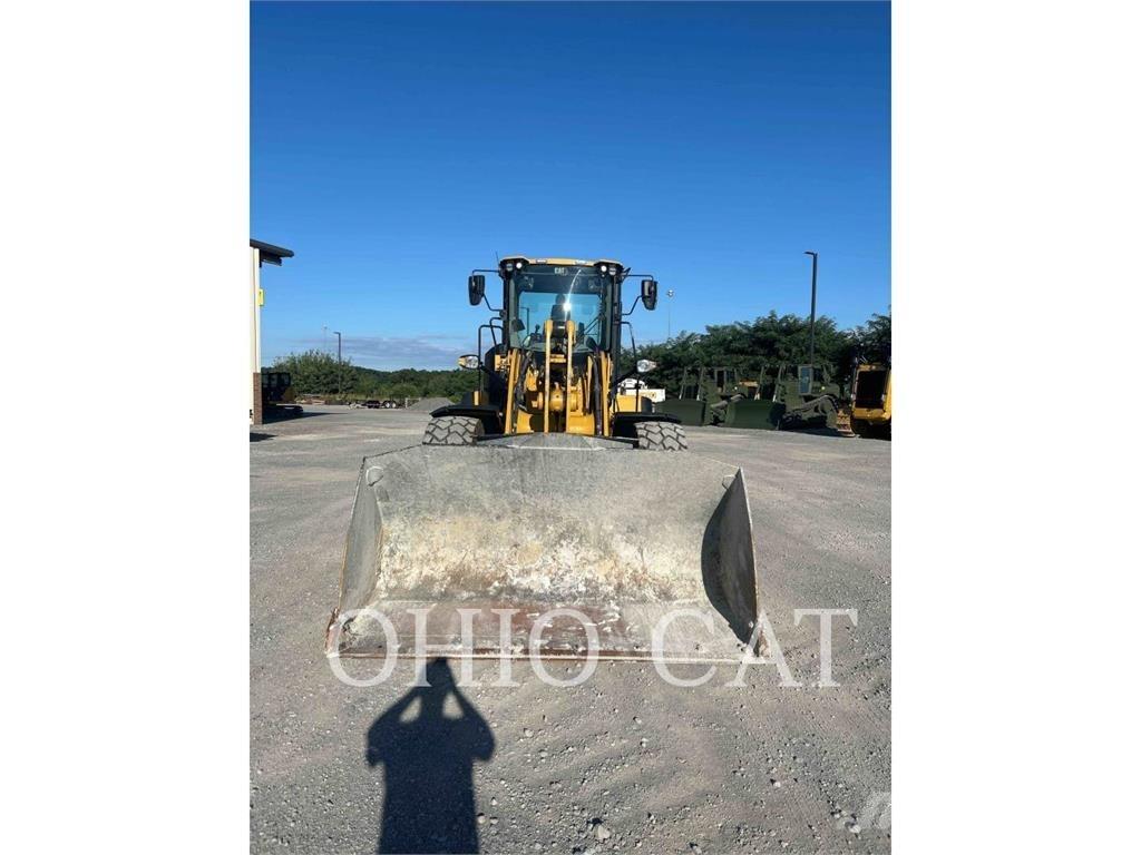 CAT 938M 輪胎式裝載機