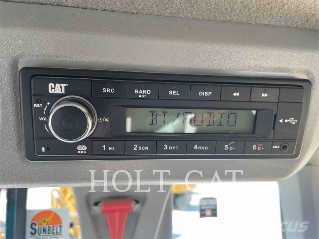 CAT 938M 輪胎式裝載機