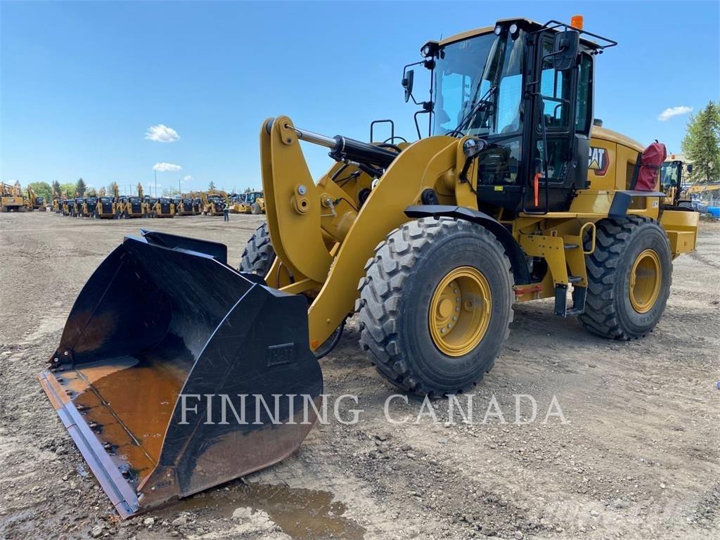 CAT 938M 輪胎式裝載機
