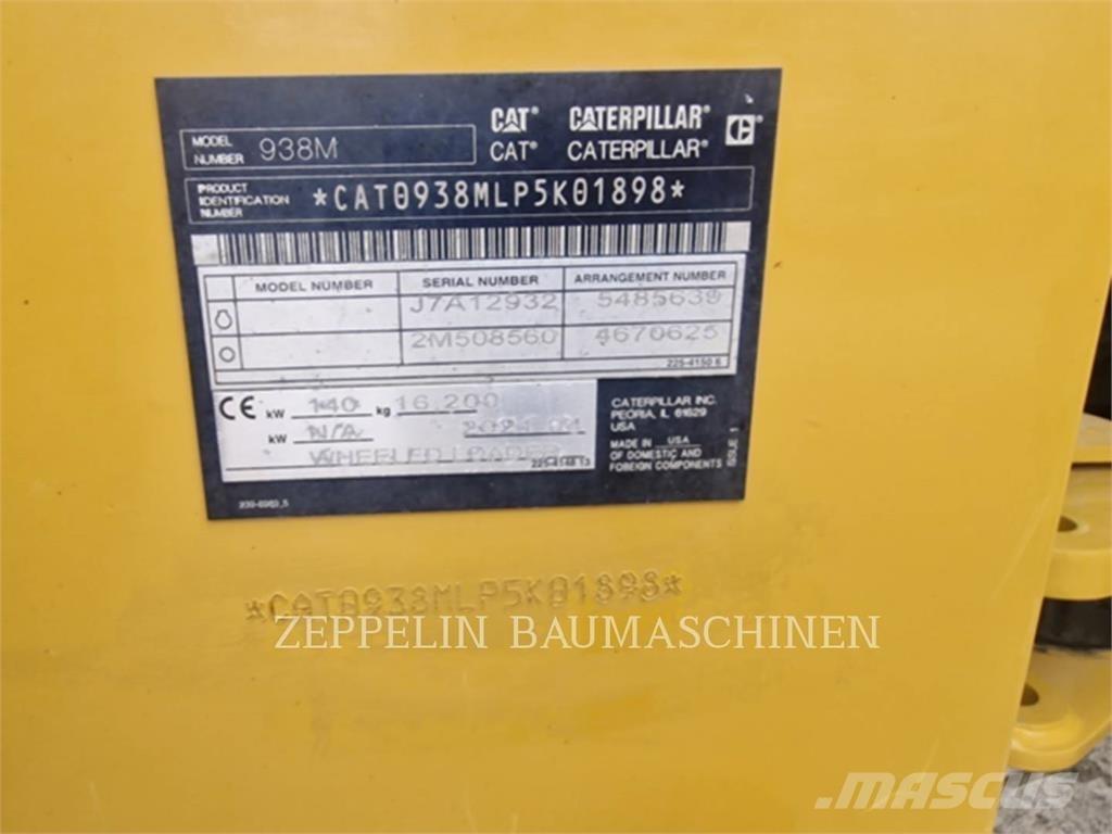 CAT 938M 輪胎式裝載機