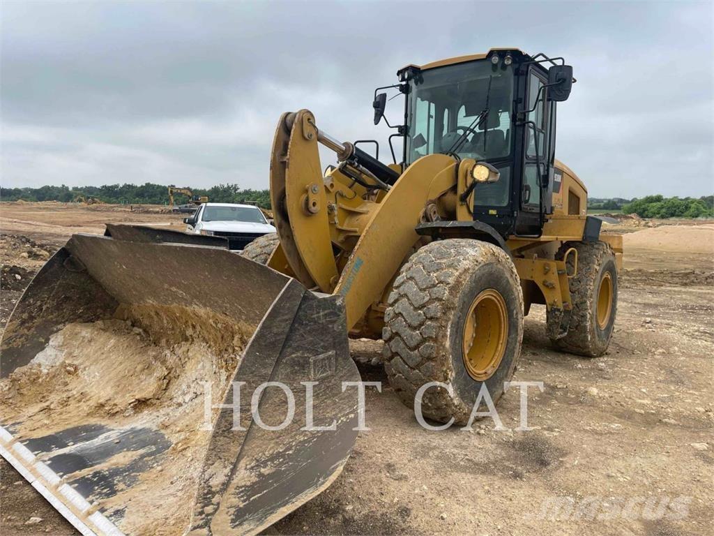 CAT 938M 輪胎式裝載機