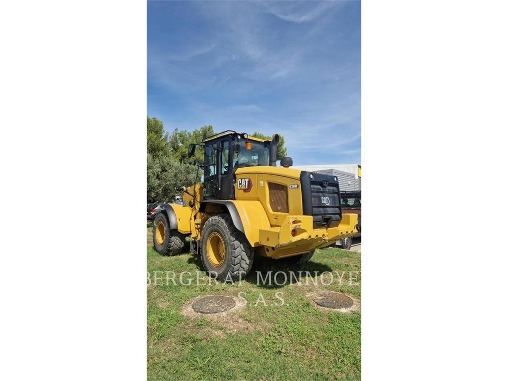 CAT 938M 輪胎式裝載機