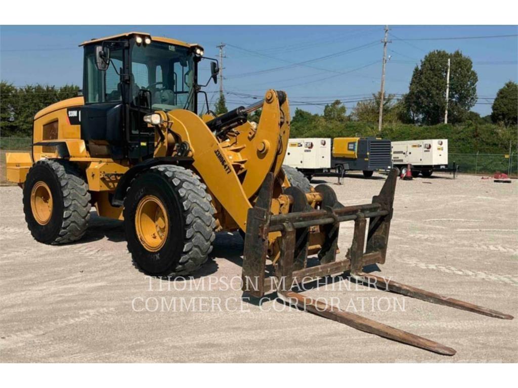 CAT 938M 輪胎式裝載機