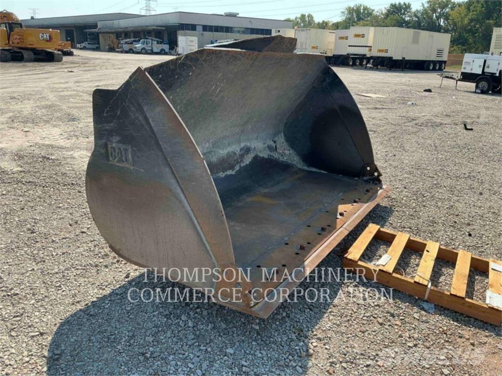 CAT 938M 輪胎式裝載機