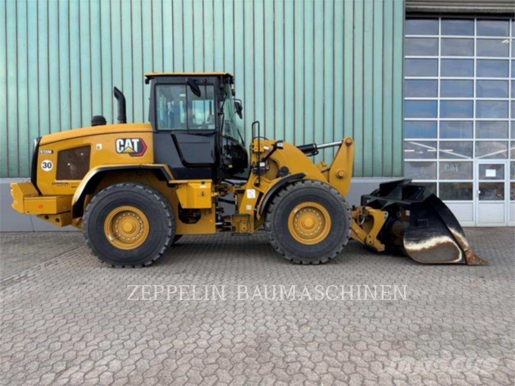 CAT 938M 輪胎式裝載機
