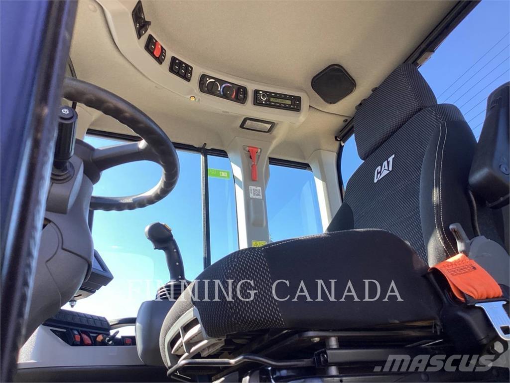 CAT 938M 輪胎式裝載機