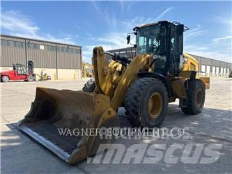 CAT 938M 輪胎式裝載機