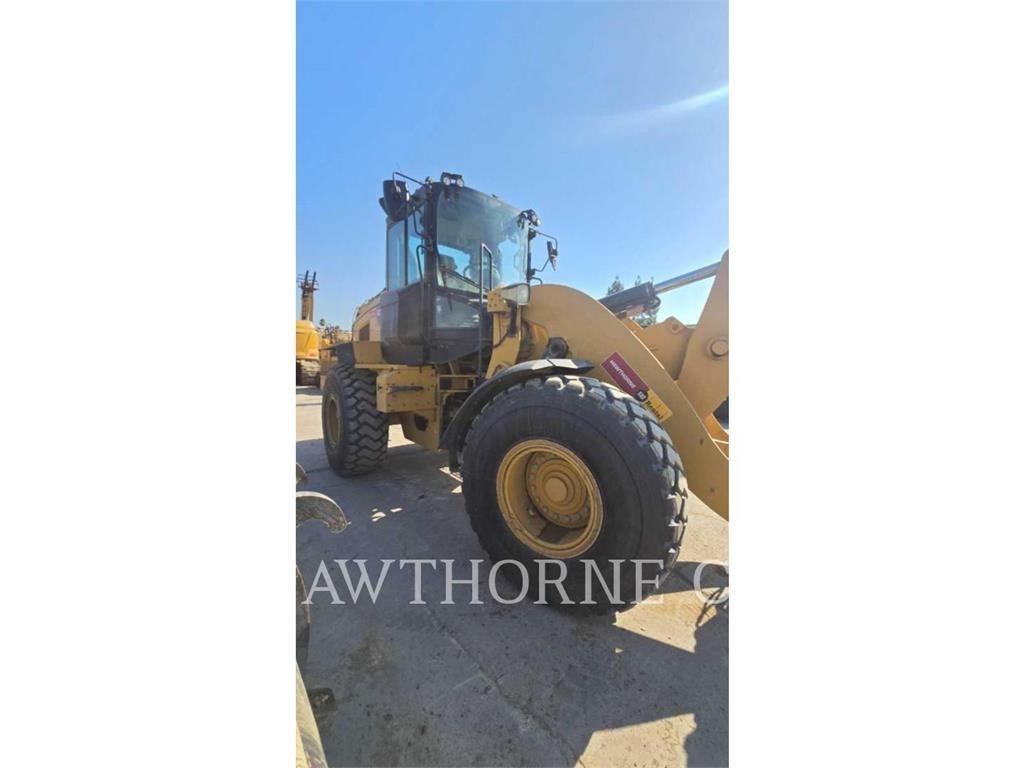 CAT 938M 輪胎式裝載機