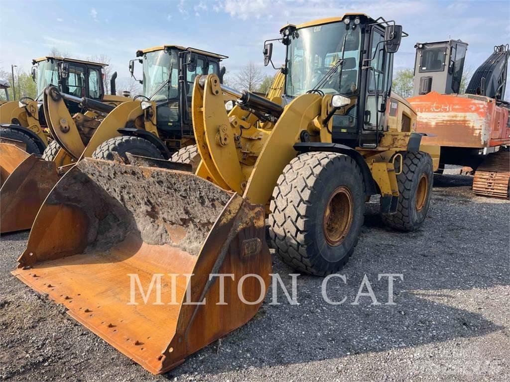CAT 938M 2V 輪胎式裝載機