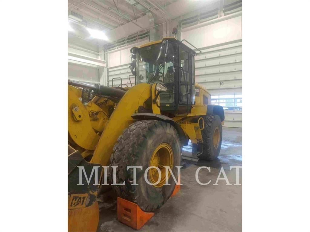 CAT 938M 3V 輪胎式裝載機