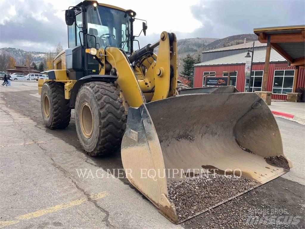 CAT 938M FC 輪胎式裝載機