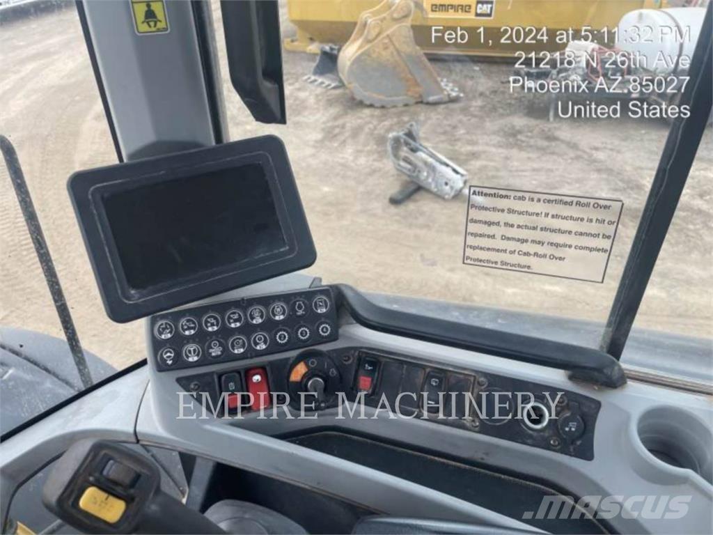 CAT 938M FC 輪胎式裝載機