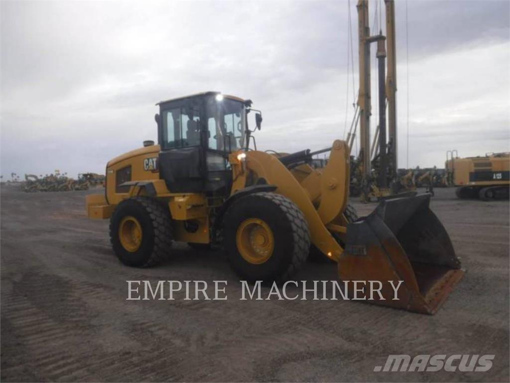 CAT 938M FC 輪胎式裝載機
