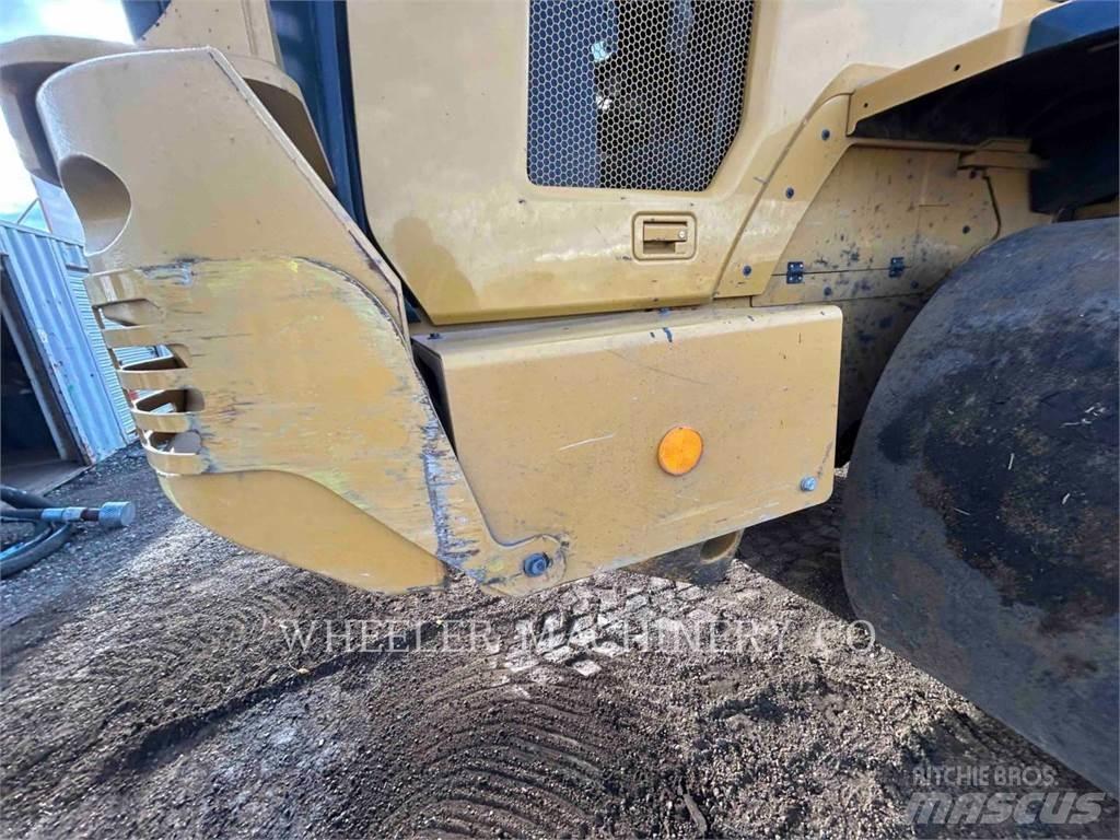 CAT 938M HL WS 輪胎式裝載機