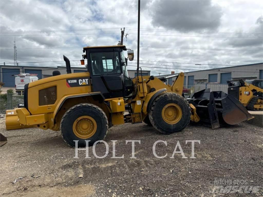 CAT 938M QC 輪胎式裝載機