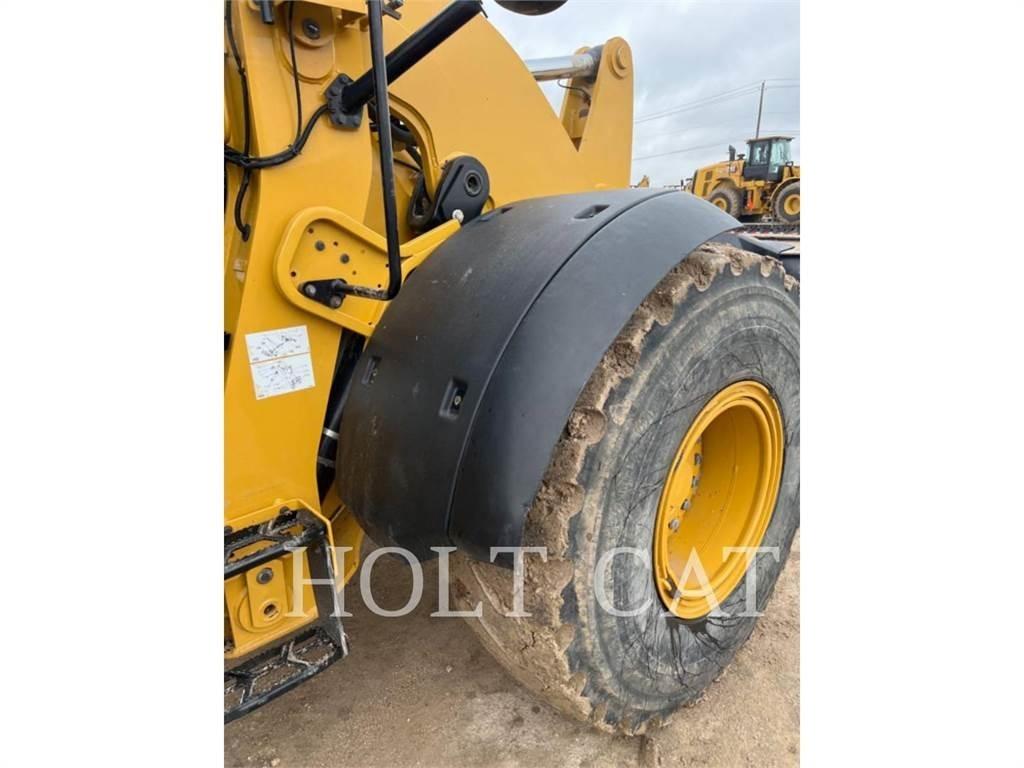 CAT 938M QC 輪胎式裝載機
