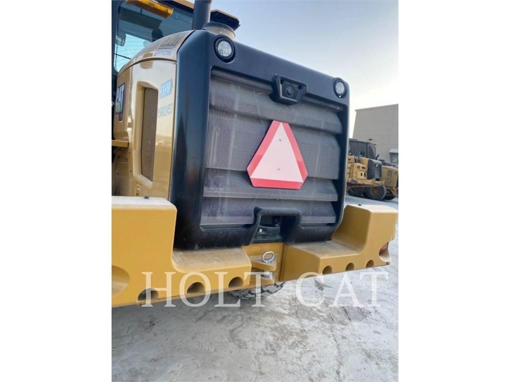 CAT 938M QC 輪胎式裝載機