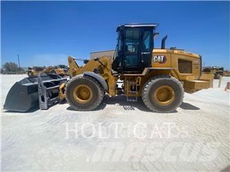 CAT 938M QC 輪胎式裝載機