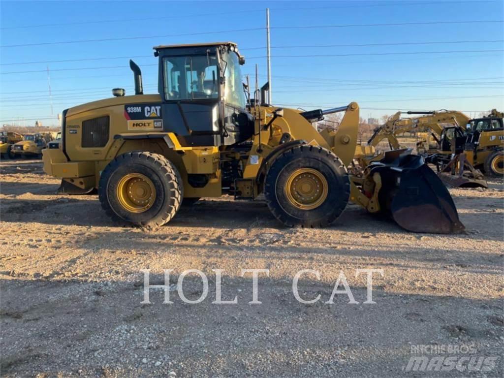 CAT 938M QC 輪胎式裝載機