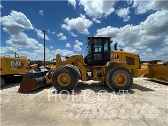 CAT 938M QC 輪胎式裝載機