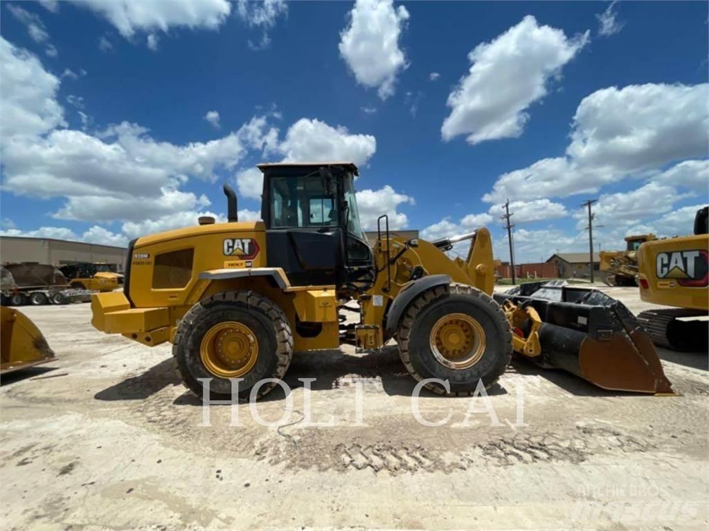 CAT 938M QC 輪胎式裝載機