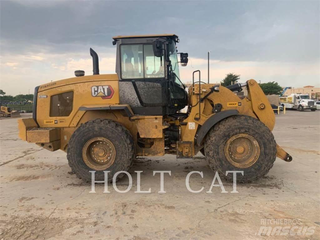 CAT 938M QC 輪胎式裝載機