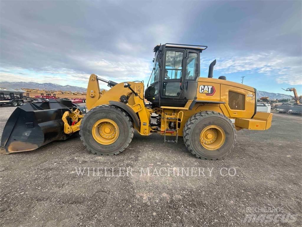 CAT 938M QC 輪胎式裝載機