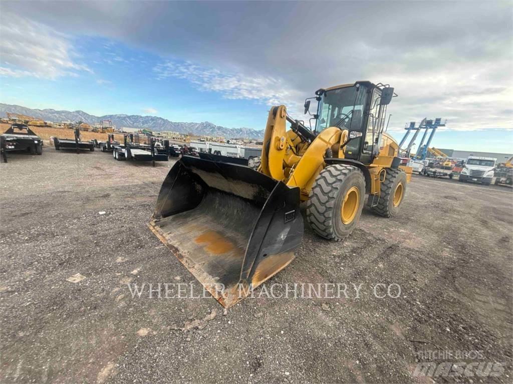CAT 938M QC 輪胎式裝載機